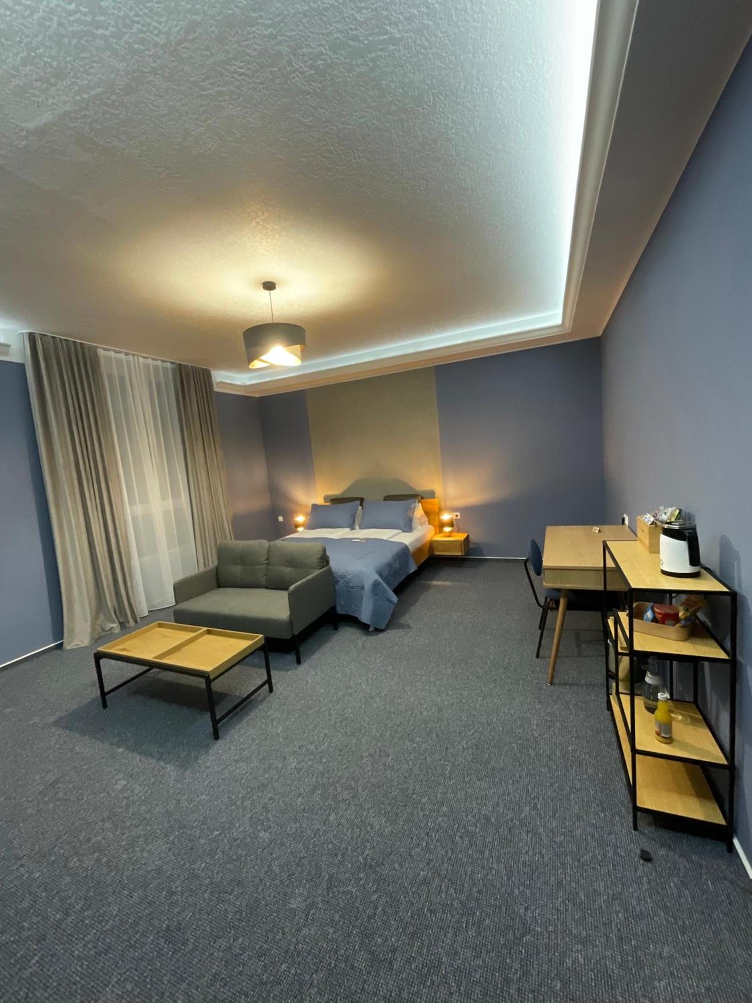 Hotel Residenz Luxury Apartments メッツィンゲン エクステリア 写真