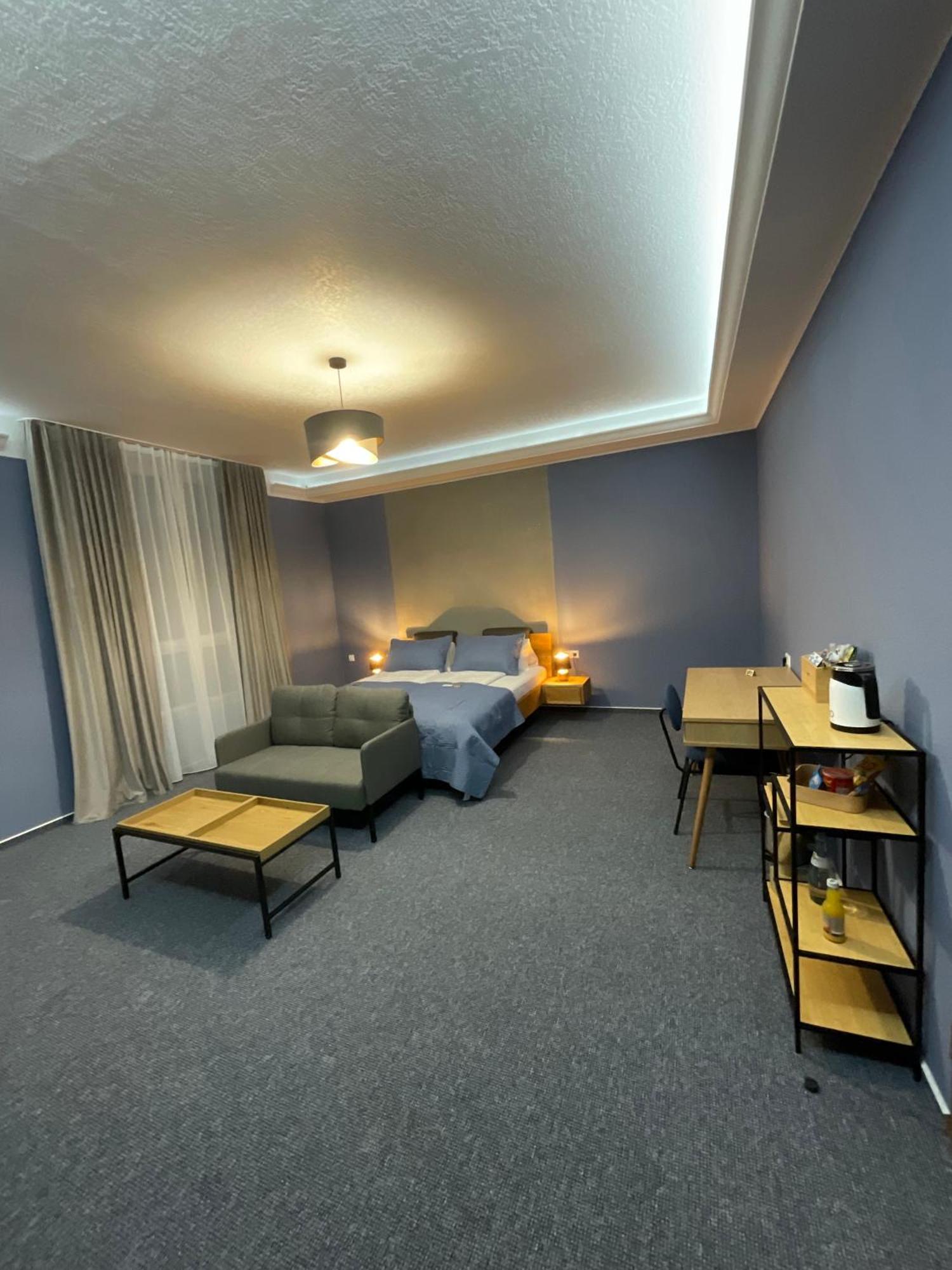 Hotel Residenz Luxury Apartments メッツィンゲン エクステリア 写真