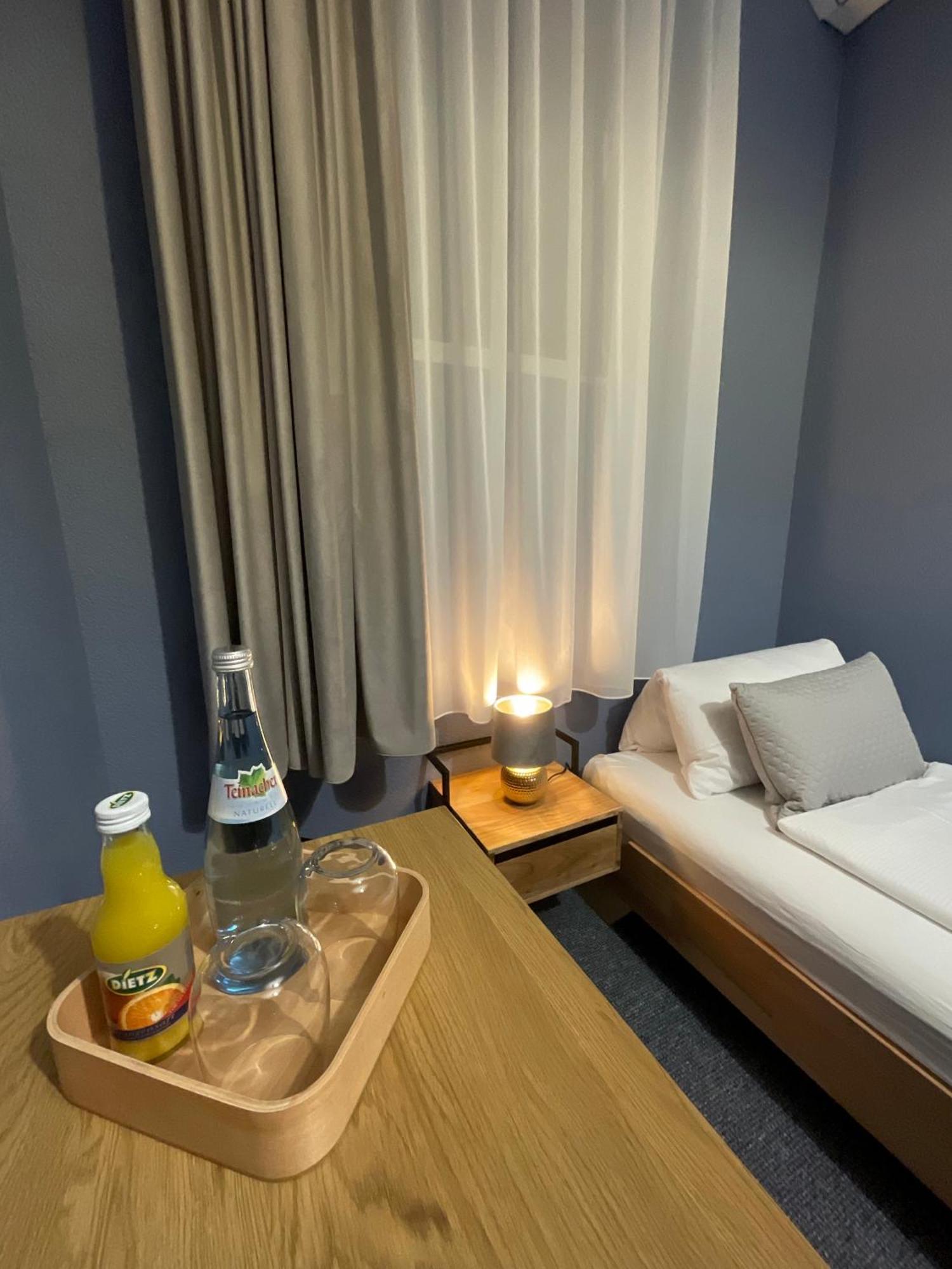Hotel Residenz Luxury Apartments メッツィンゲン エクステリア 写真