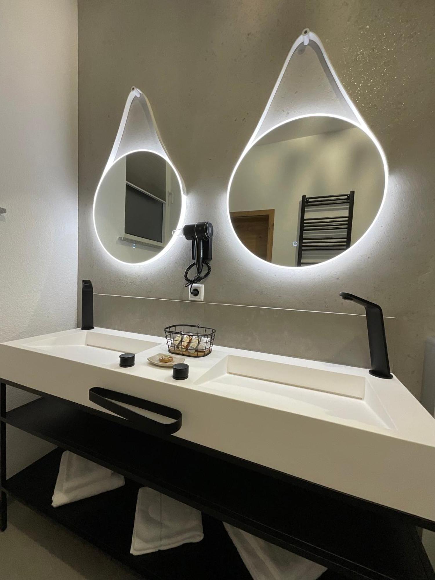 Hotel Residenz Luxury Apartments メッツィンゲン エクステリア 写真