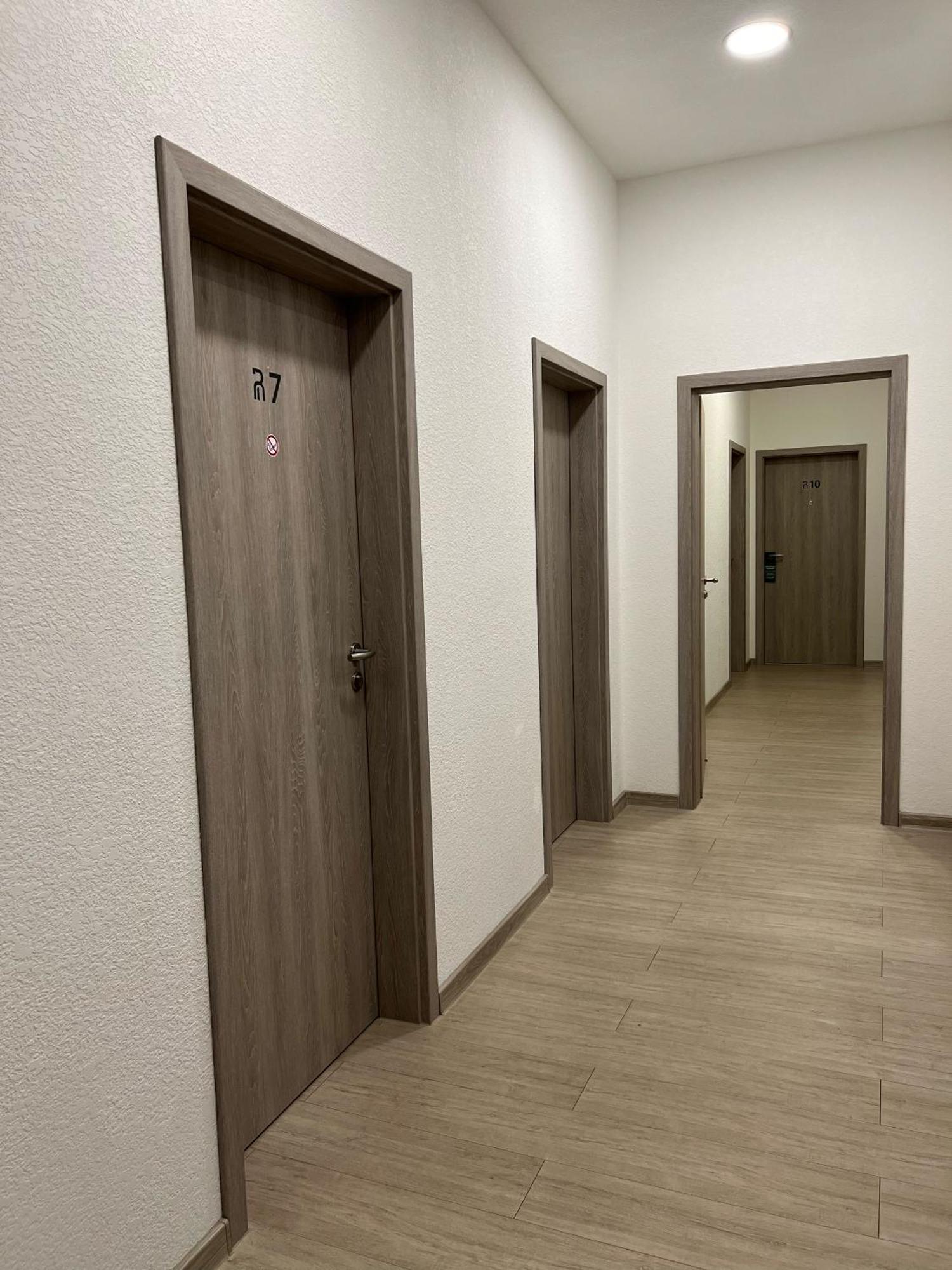 Hotel Residenz Luxury Apartments メッツィンゲン エクステリア 写真
